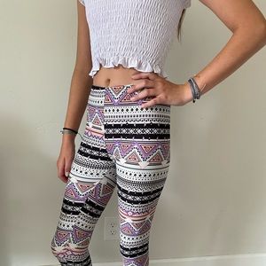 PATTERNED LEGGINGS